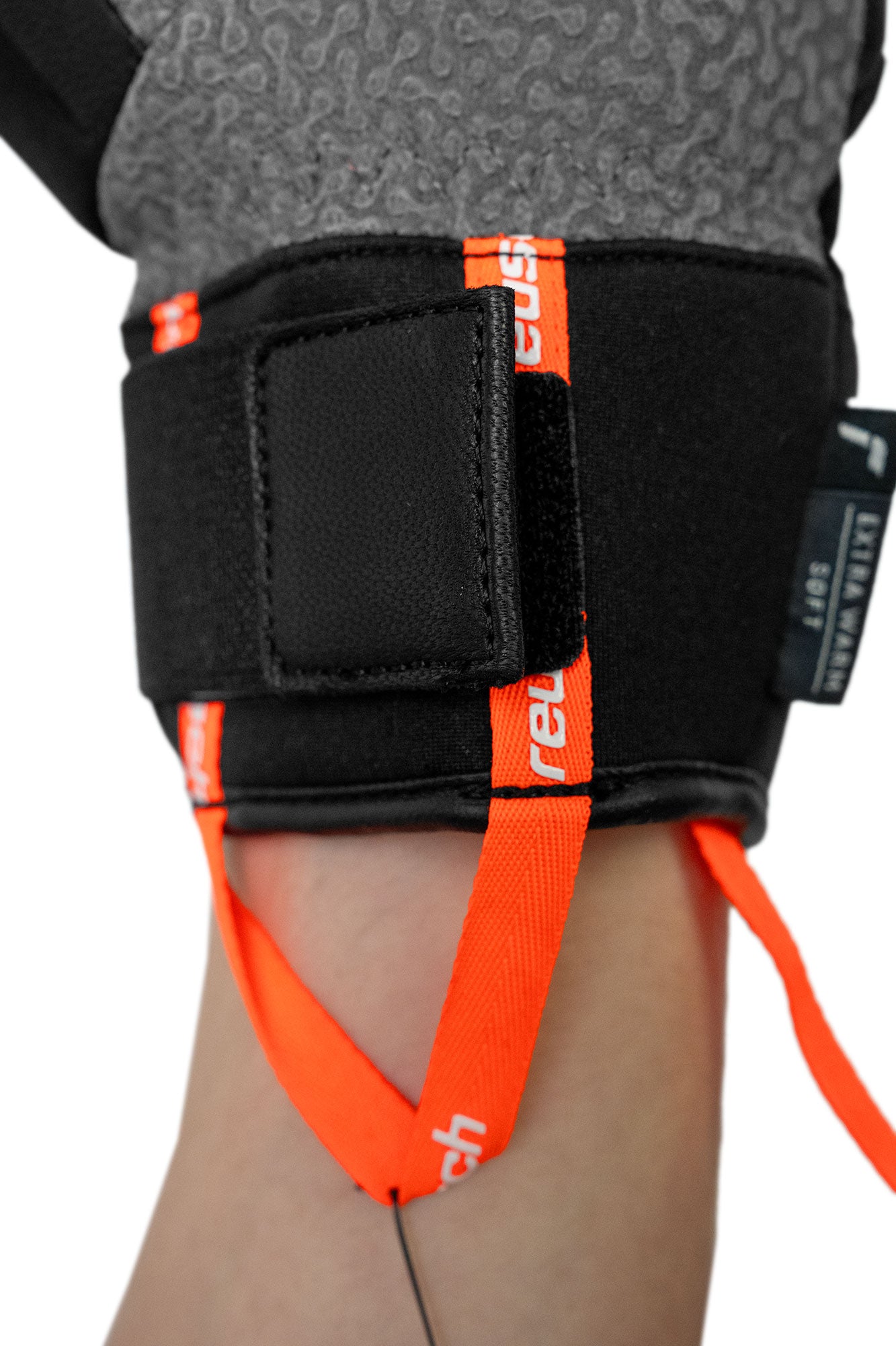Reusch Alpine Master